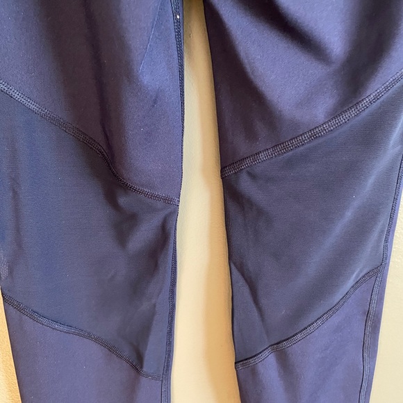 Old Navy Elevate Leggings High Waisted - Picture 4 of 5